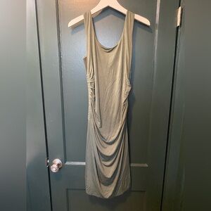 NWT Ingrid & Isabel maternity bodycon dress